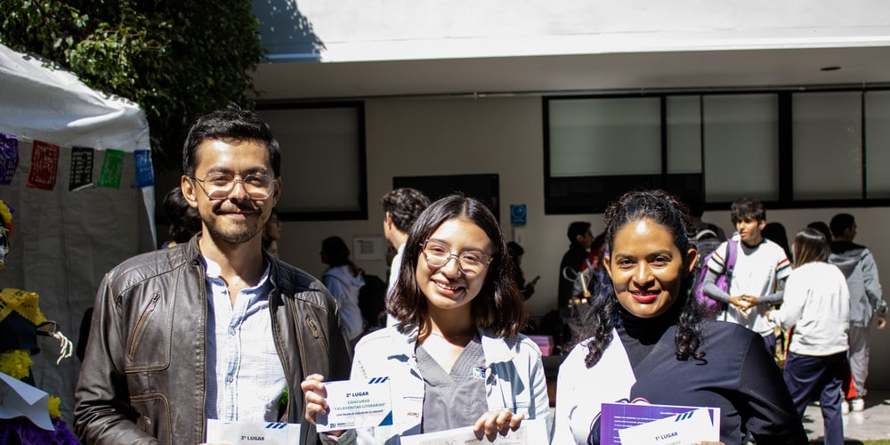 Concurso de calaveritas literarias en la UCQ